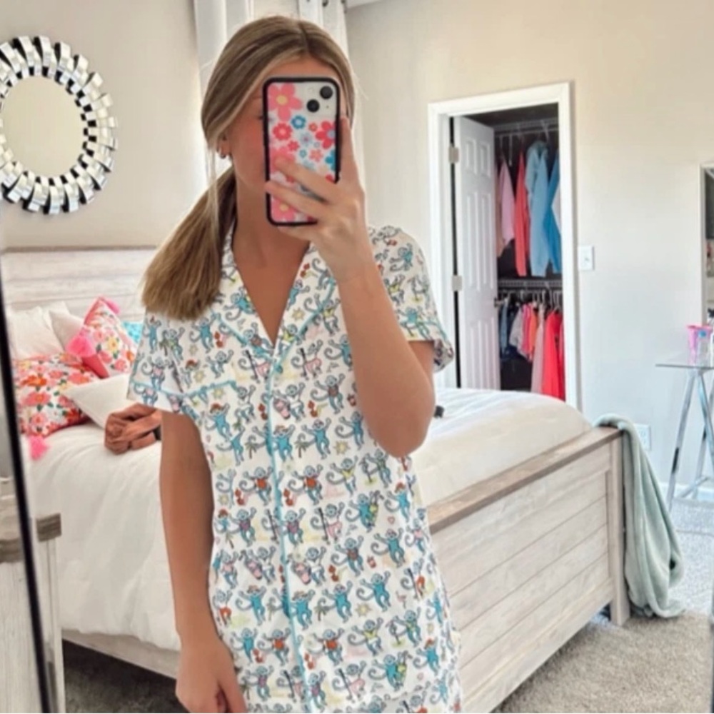 Roller rabbit Playful Monkey Print Pajama Set